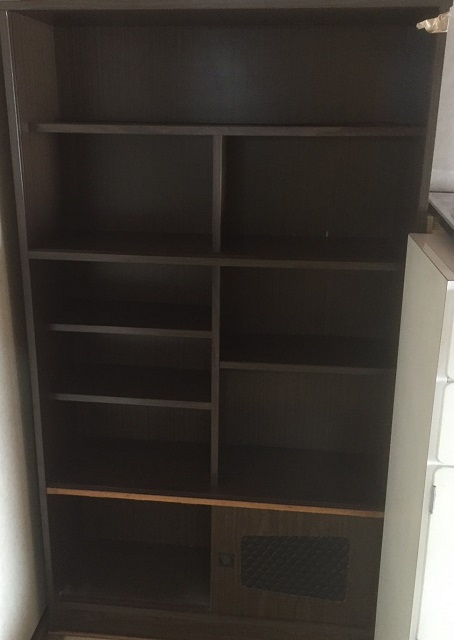 学習机 本棚 整理ダンスほか回収処分しました 北区赤羽 不要家電も処分